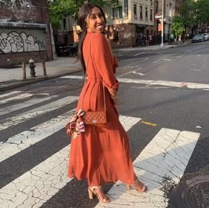 Meet your Posher, Liz